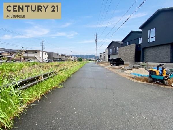 豊橋市飯村北　新築戸建　全３棟　２号棟