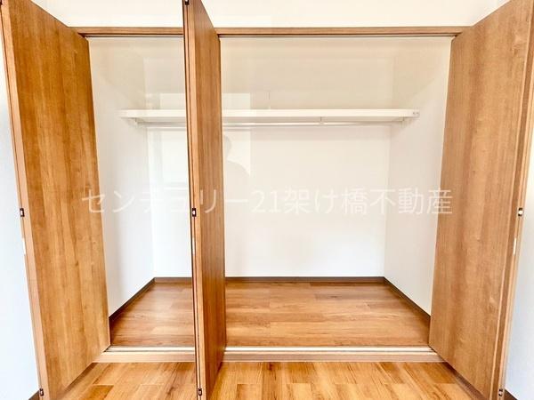 アーバンライフ羽根井図書館前