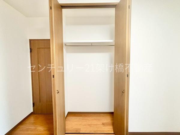 アーバンライフ羽根井図書館前