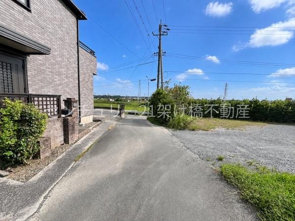豊橋市高師本郷町　土地　資材置き場