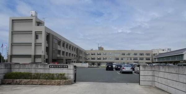 豊橋市新栄町字鳥畷の土地(豊橋市立吉田方小学校)