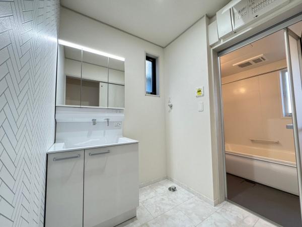 豊橋市花中町23ーP1新築戸建(全２棟)１号棟