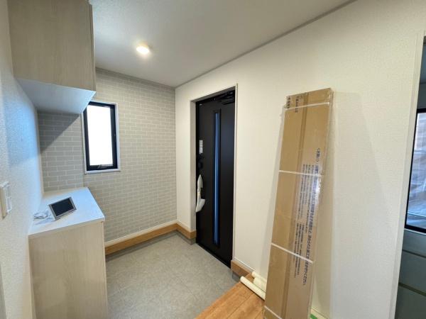 豊橋市花中町23ーP1新築戸建(全２棟)１号棟