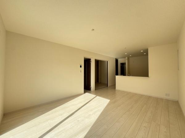 豊橋市東小鷹野4丁目57ー2期新築戸建(全7棟)３号棟