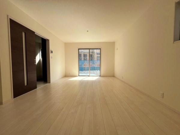 豊橋市佐藤2丁目　新築戸建（全3棟）３号棟　リーブルガーデン
