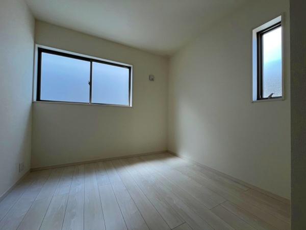 豊橋市佐藤2丁目　新築戸建（全3棟）３号棟　リーブルガーデン