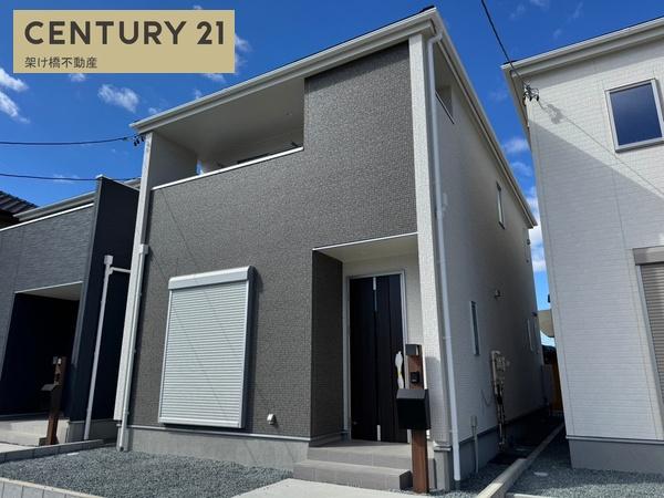 豊川市伊奈町新屋58期新築戸建(全3棟)２号棟