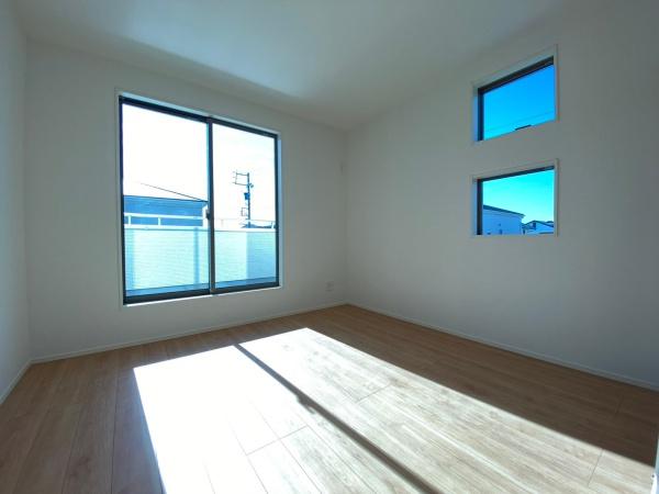 豊川市三蔵子町新築戸建(全11棟)１号棟グラファーレ