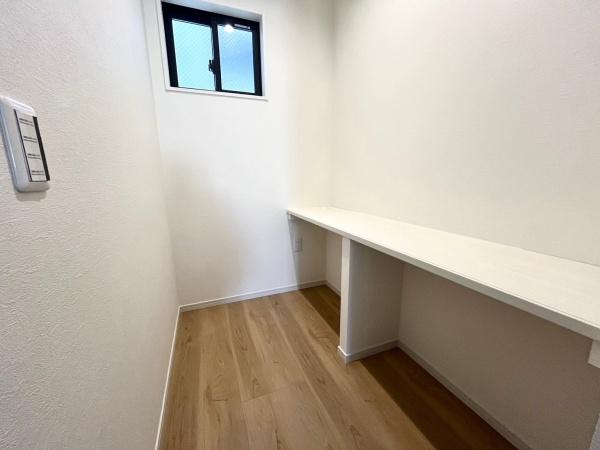 名古屋市中村区郷前町２丁目の新築一戸建