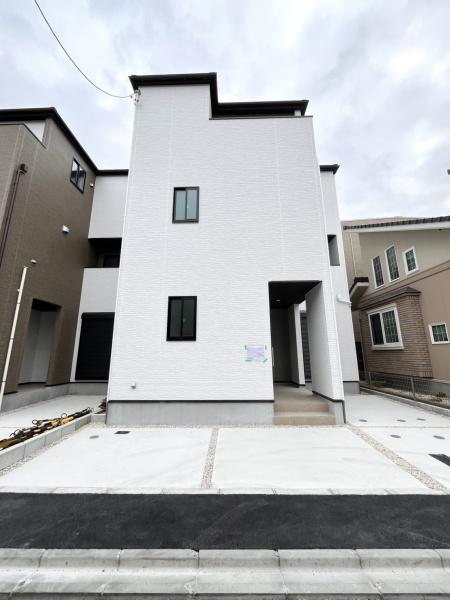 名古屋市中村区郷前町２丁目の新築一戸建