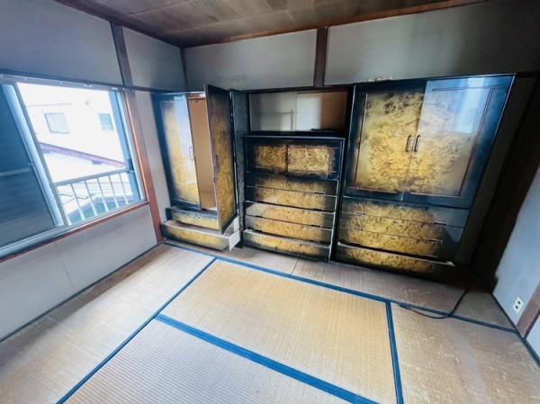 小牧市大字間々原新田の中古一戸建て