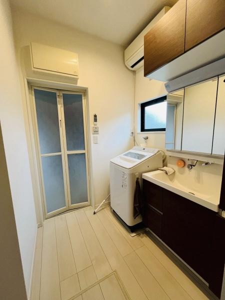 あま市花長うしやの中古一戸建て