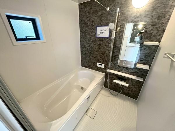 名古屋市瑞穂区岳見町３丁目の新築一戸建