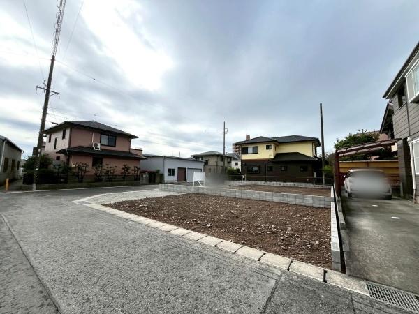 西尾市永吉2丁目の土地(前面道路含む現地写真)