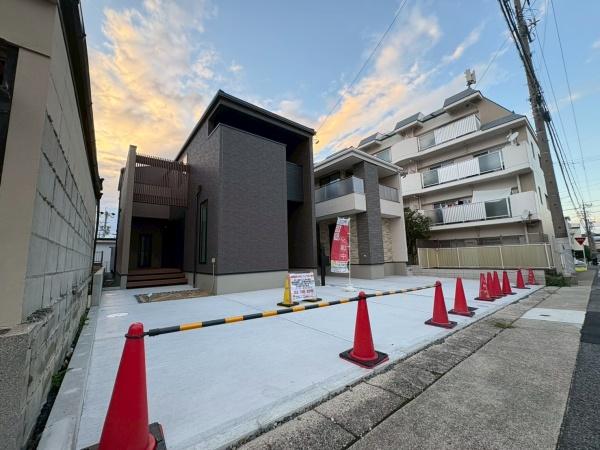 名古屋市名東区極楽２丁目の新築一戸建