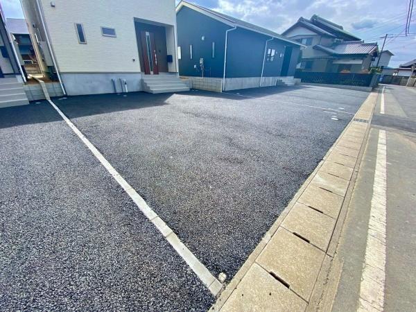 豊川市江島町第1　新築戸建(全３棟)２号棟