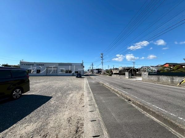西尾市一色町松木島中切　土地