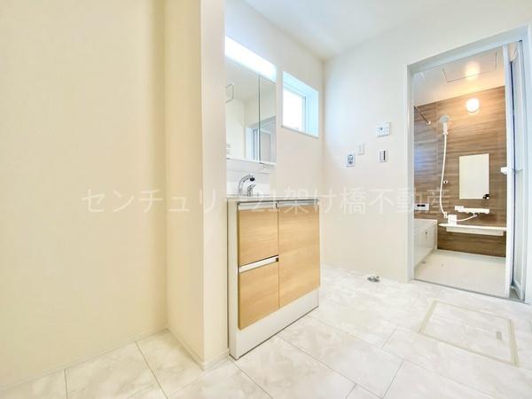 豊川市東豊町2丁目59期　新築戸建（全1棟）