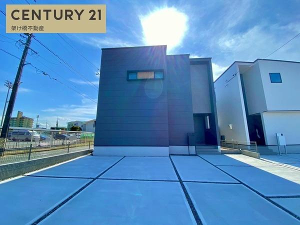 豊川市桜ケ丘町第一　新築戸建（全３棟）２号棟