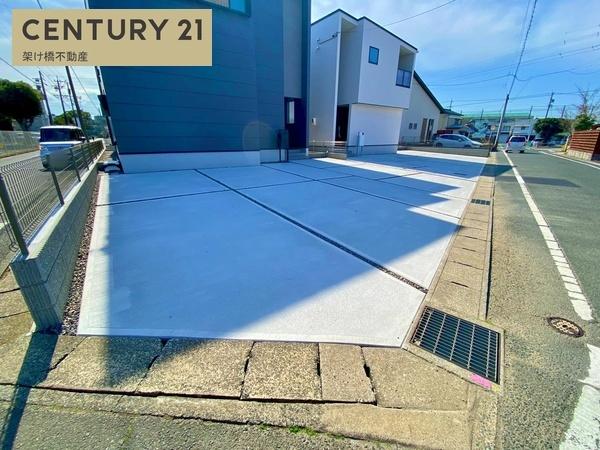 豊川市桜ケ丘町第一　新築戸建（全３棟）２号棟