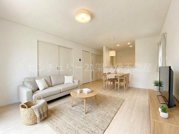 蒲郡市大塚町第13　新築戸建（全３棟）１号棟