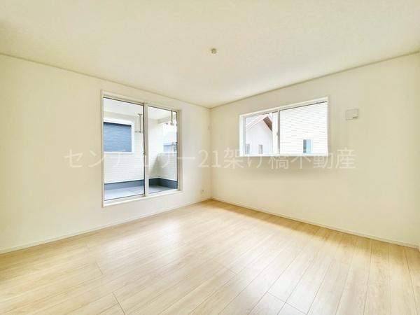 蒲郡市大塚町第13　新築戸建（全３棟）２号棟