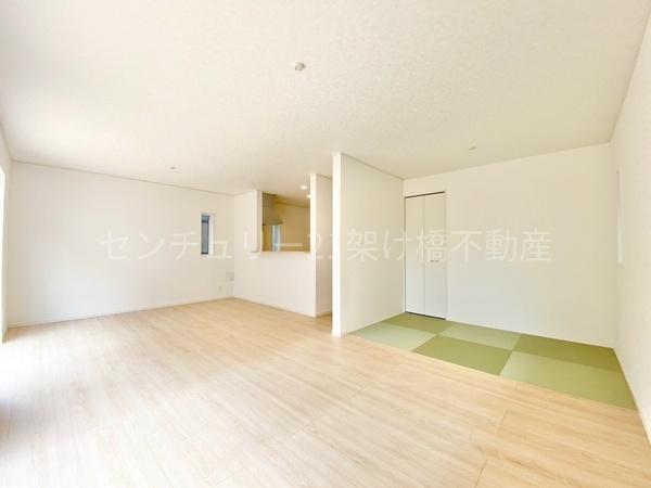 蒲郡市大塚町第13　新築戸建（全３棟）２号棟
