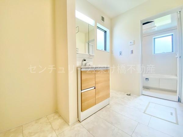 豊川第76御津町御馬東　新築戸建（全３棟）１号棟