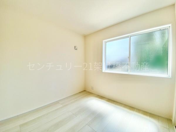 豊川第76御津町御馬東　新築戸建（全３棟）２号棟