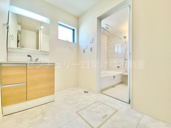 豊川第76御津町御馬東　新築戸建（全３棟）３号棟