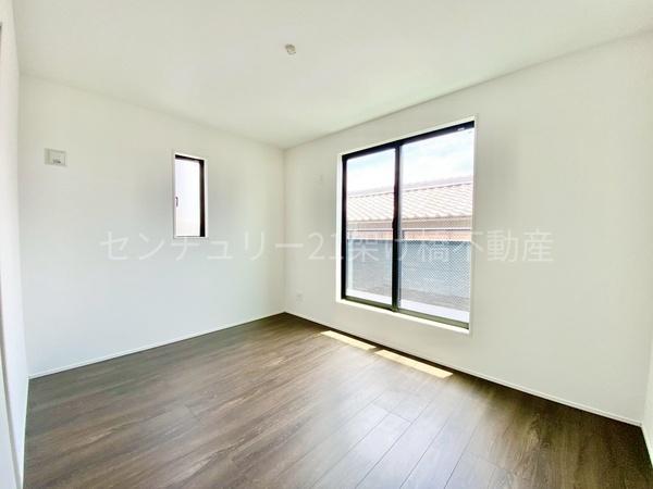 豊川市小坂井町2期　新築戸建（全３棟）２号棟