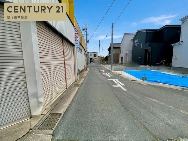 豊川市小坂井町2期　新築戸建（全３棟）２号棟