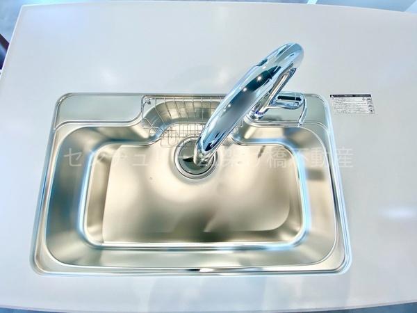 豊川市三蔵子町　新築戸建（全４棟）１号棟
