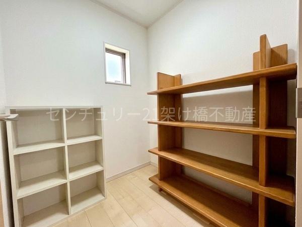 新城市市場台３丁目の中古一戸建て