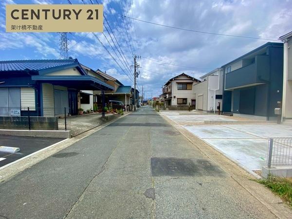 豊川市諏訪西町59期　新築戸建（全３棟）１号棟