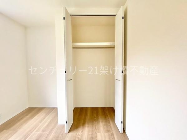豊川市諏訪西町59期　新築戸建（全３棟）２号棟