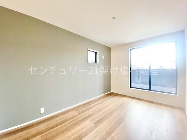 豊川市諏訪西町59期　新築戸建（全３棟）２号棟