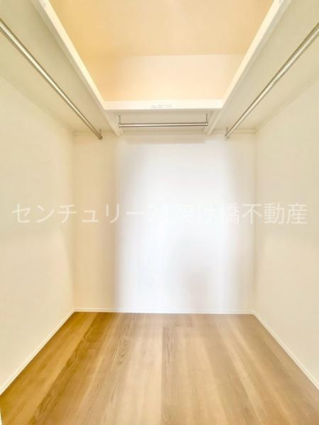 豊川市諏訪西町59期　新築戸建（全３棟）２号棟