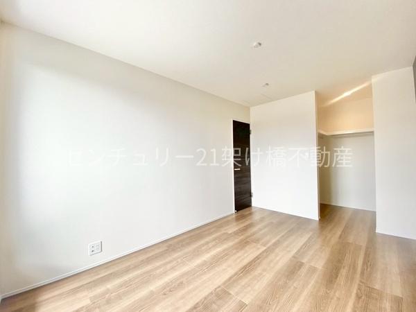 豊川市諏訪西町59期　新築戸建（全３棟）２号棟