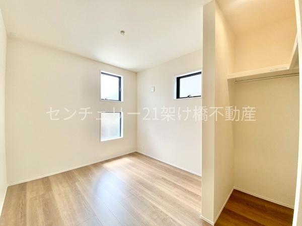 豊川市諏訪西町59期　新築戸建（全３棟）２号棟