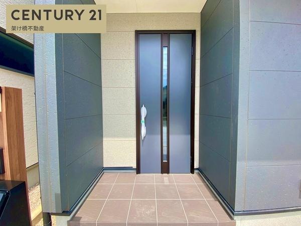 豊川市諏訪西町59期　新築戸建（全３棟）２号棟
