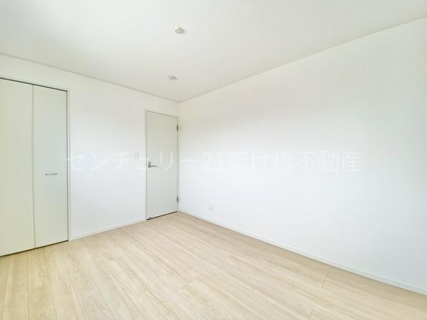 豊川市平尾町第7　新築戸建（全３棟）２号棟