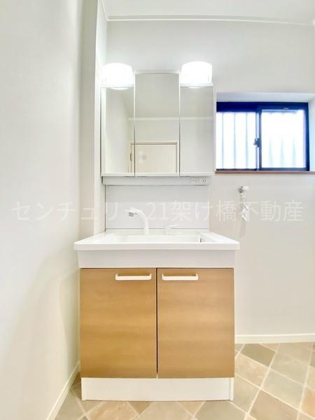 豊川市赤坂町東山の中古一戸建て
