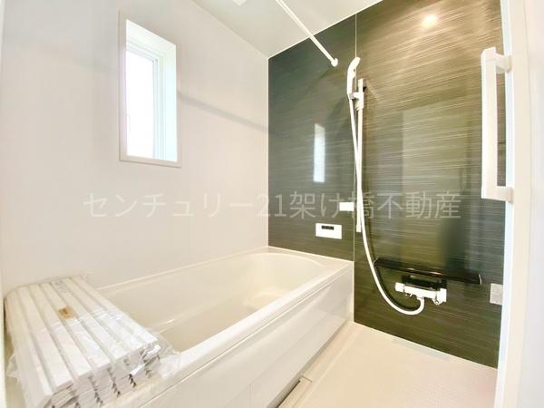 豊川市赤坂町第4　新築戸建（全3棟）1号棟