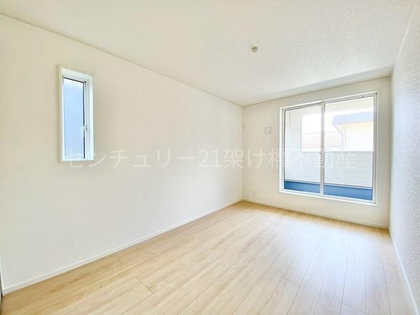 豊川市赤坂町第4　新築戸建（全3棟）1号棟