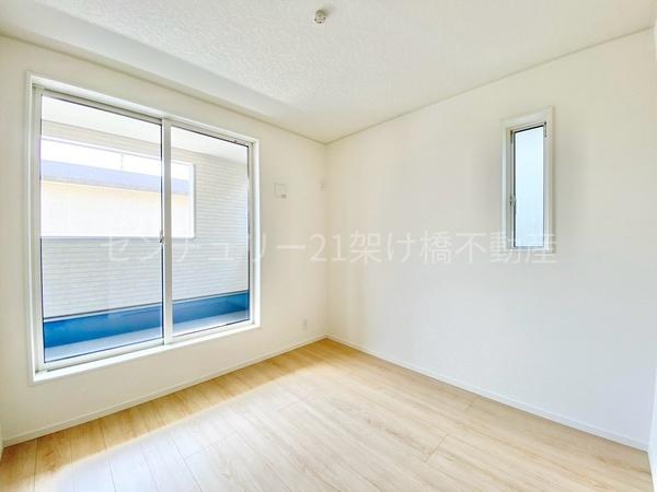 豊川市赤坂町第4　新築戸建（全3棟）1号棟