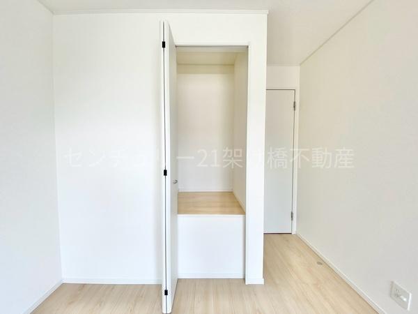 豊川市赤坂町第4　新築戸建（全3棟）1号棟