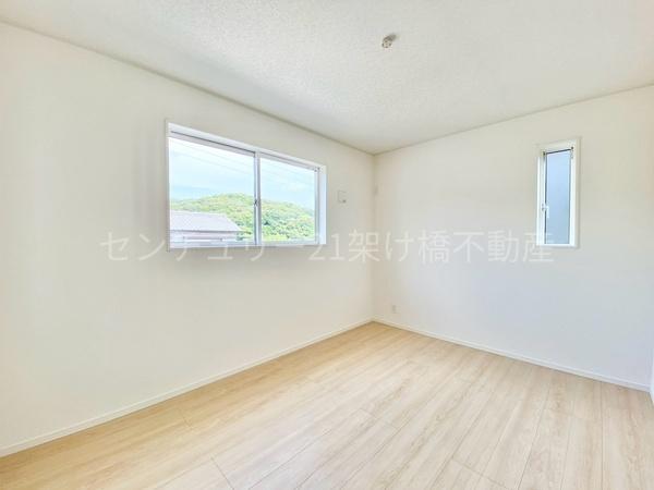 豊川市赤坂町第4　新築戸建（全3棟）1号棟