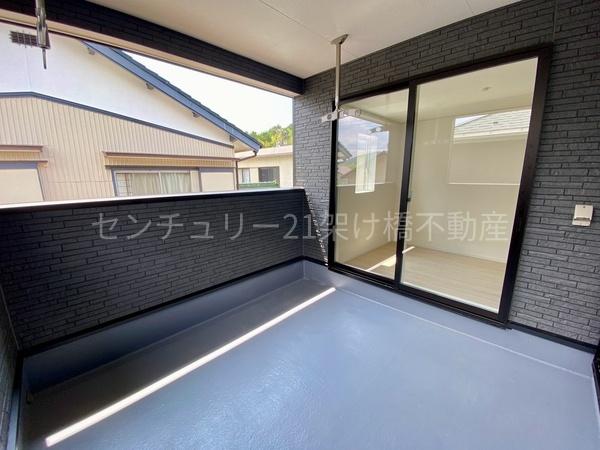 豊川市赤坂町第4　新築戸建（全3棟）2号棟
