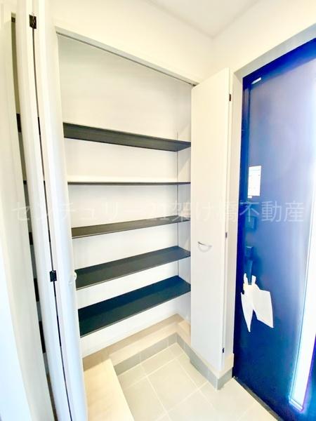豊川市赤坂町第4　新築戸建（全3棟）2号棟